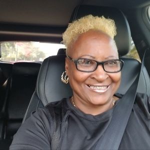 Meet your Posher, Robbin